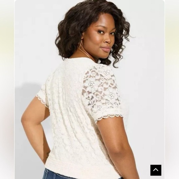 Torrid Ivory Lace Wrap Top 3X - Picture 3 of 11
